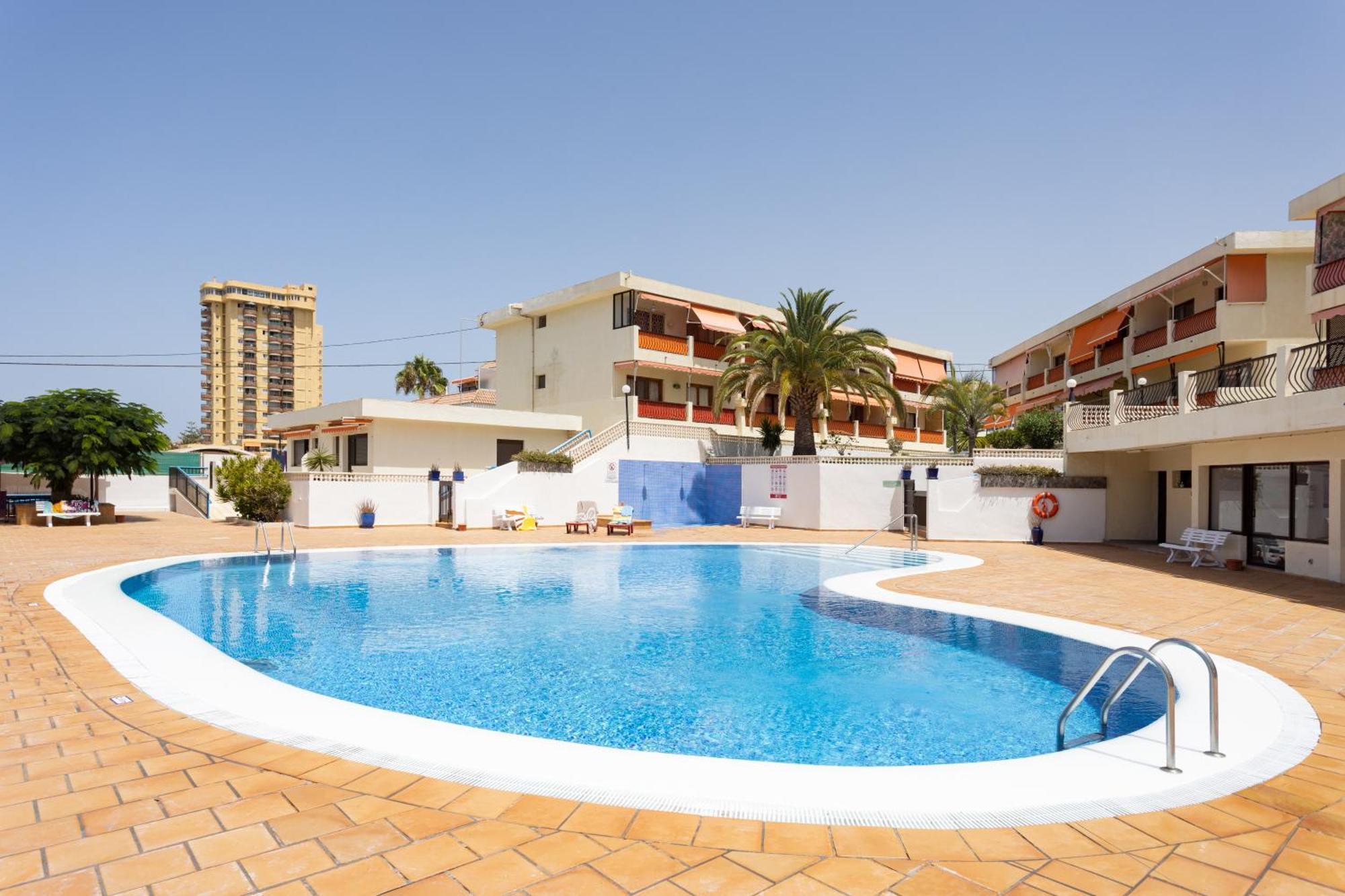 Frontline Playa Las Vistas With Pool, Parking, Sea Los Cristianos  Exterior photo