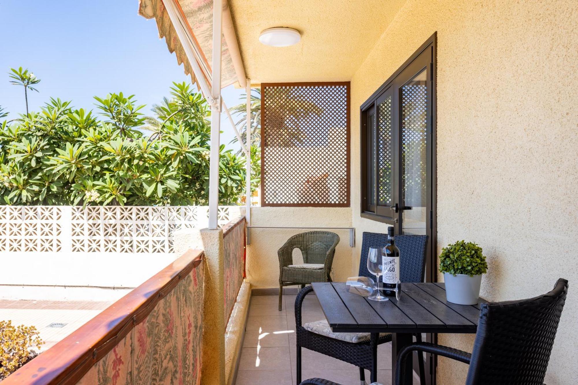 Frontline Playa Las Vistas With Pool, Parking, Sea Los Cristianos  Exterior photo